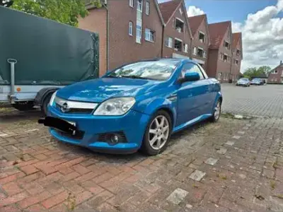 Gebraucht Opel Tigra 125 PS (91 kW) 2006 Blau Cabrio