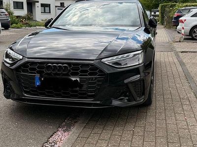 Second-hand Audi A4 S-Line 163 CP (119 kW) 2024 Negru Break