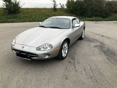 Jaguar XK8