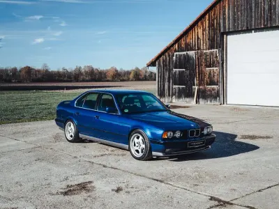 Gebraucht BMW M5 Performance 340 PS (250 kW) 1992 Avusblau Kombi