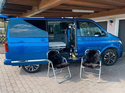 Usata VW Caravelle 150 CV (110 kW) 2022 Blu Furgone