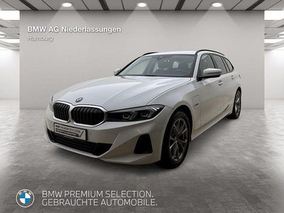 Weiß Gebraucht 2022 BMW 320e Sport Line Kombi | 30.901 € (Fairer Preis)