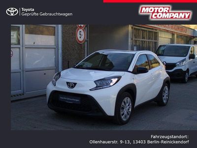 Gebraucht Toyota Aygo X X-play 72 PS (52 kW) 2024 Weiß SUV