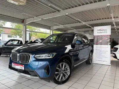 Gebraucht BMW X3 Sport Line 190 PS (139 kW) 2023 Blau SUV