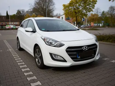 Gebraucht Hyundai i30 Classic 110 PS (80 kW) 2017 Weiß Kombi