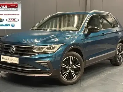 Gebraucht VW Tiguan Active 150 PS (110 kW) 2021 Blau SUV
