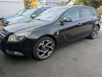 Gebraucht Opel Insignia 194 PS (142 kW) 2013 Schwarz Kombi