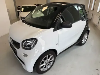 Gebraucht Smart ForTwo Cabrio Passion 71 PS (52 kW) 2016 Weiß Cabrio
