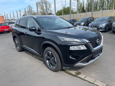 Gebraucht Nissan X-Trail N-Connecta 163 PS (119 kW) 2025 Schwarz SUV