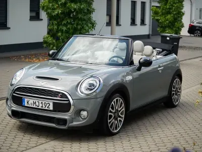 Gebraucht Mini Cooper S Cabriolet 192 PS (141 kW) 2018 Grau Cabrio