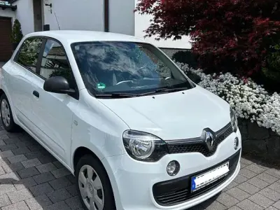 Gebraucht Renault Twingo Life 69 PS (50 kW) 2018 Weiß Kleinwagen