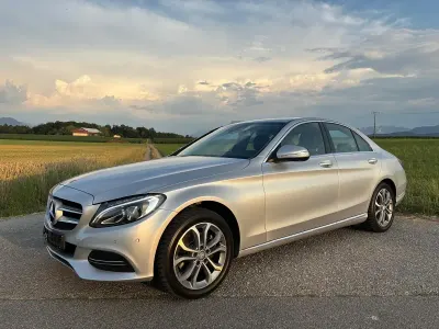 Gebraucht Mercedes C220 Avantgarde 170 PS (125 kW) 2016 Silber Limousine