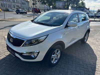 Gebraucht Kia Sportage Edition 7 135 PS (99 kW) 2015 Weiß SUV