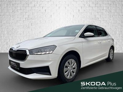 Weiß Gebraucht 2022 Skoda Fabia Active Limousine | 14.980 € (Fairer Preis)