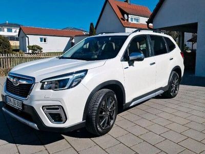 gebraucht Subaru Forester Forester2.0ie Lineartronic Platinum