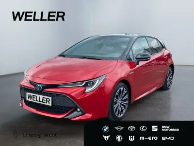 Gebraucht Toyota Corolla Club 122 PS (89 kW) 2019 Rot Limousine