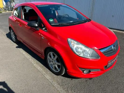 Gebraucht Opel Corsa 150 PS (110 kW) 2008 Rot Kleinwagen