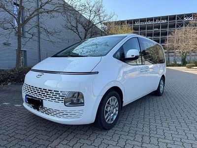Gebraucht Hyundai Staria Trend 177 PS (130 kW) 2023 Weiß Van / Kleinbus