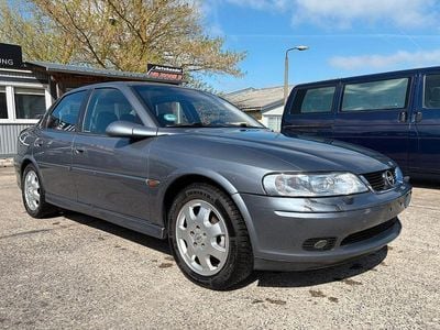 Second-hand Opel Vectra Elegance 125 CP (91 kW) 2001 Gri Berlinǎ
