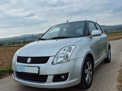 Usado Suzuki Swift Sport 92 HP (67 kW) 2009 Prateado Citadino