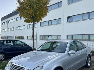 Gebraucht Mercedes E320 Elegance 224 PS (164 kW) 2005 Silber Limousine