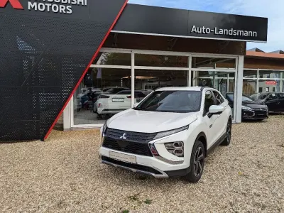 Gebraucht Mitsubishi Eclipse Cross Plus 188 PS (138 kW) 2021 Weiß SUV