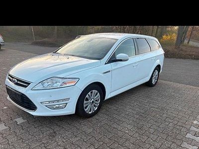 Gebraucht Ford Mondeo Business Edition 163 PS (119 kW) 2013 Weiß Kombi