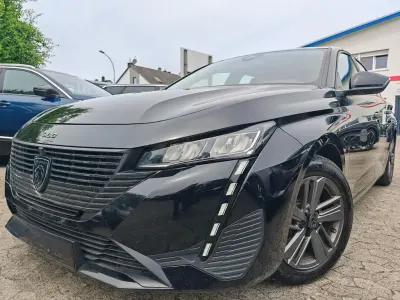 Gebraucht Peugeot 308 SW 131 PS (96 kW) 2022 Schwarz Kombi