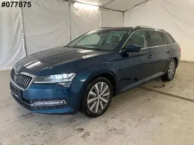 Gebraucht Skoda Superb 200 PS (147 kW) 2022 Blau Limousine
