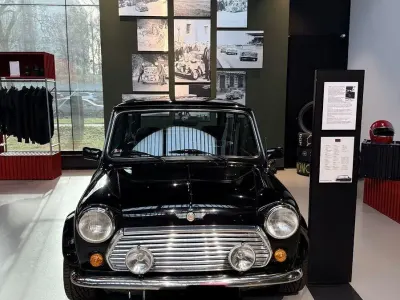 Gebraucht Mini 1300 86 PS (63 kW) 1994 Schwarz Kleinwagen