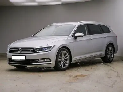 Gebraucht VW Passat Highline 239 PS (175 kW) 2019 Silber Kombi