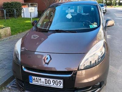 Second-hand Renault Scénic III 110 CP (80 kW) 2013 Maro Monovolum