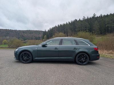 Second-hand Audi A4 S-Line 150 CP (110 kW) 2017 Verde Break