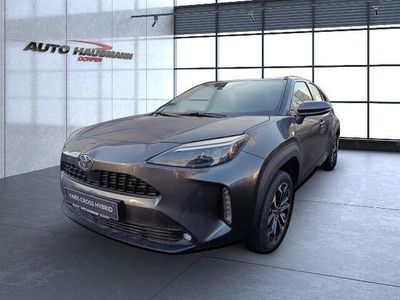 Neu Toyota Yaris Cross 131 PS (96 kW) 2025 Grau SUV