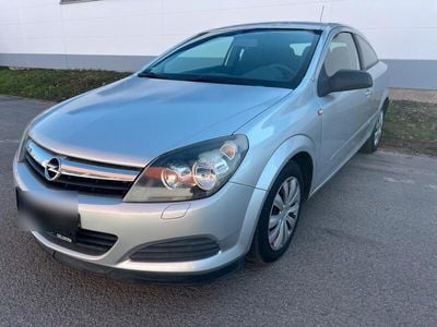 Opel Astra GTC