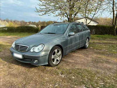 Gebraucht Mercedes C280 Avantgarde 231 PS (169 kW) 2006 Grau Kombi