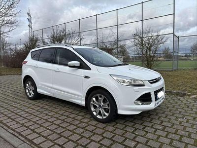 Gebraucht Ford Kuga 150 PS (110 kW) 2014 Weiß SUV