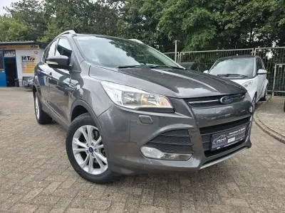 Gebraucht Ford Kuga 182 PS (133 kW) 2015 Magnetic SUV