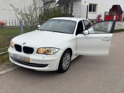 Gebraucht BMW 120 170 PS (125 kW) 2008 Weiß Kleinwagen
