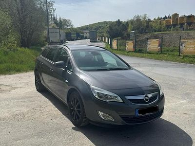 Second-hand Opel Astra 120 CP (88 kW) 2012 Gri Break
