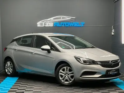 Używany Opel Astra Edition 101 KM (74 kW) 2017 Srebrny Kombi