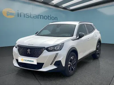 Gebraucht Peugeot 2008 Allure 131 PS (96 kW) 2023 Weiß SUV