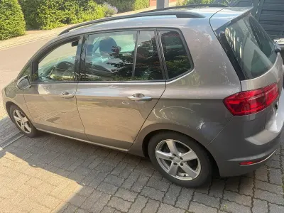 Gebraucht VW Golf VII 120 PS (88 kW) 2015 Andere farben Limousine