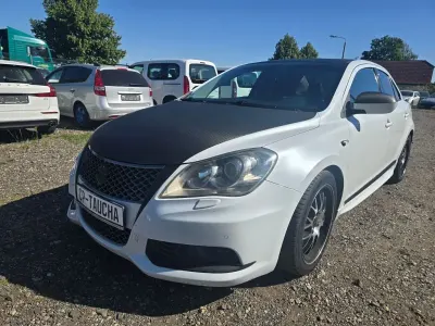 Gebraucht Suzuki Kizashi Sport 178 PS (130 kW) 2011 Weiß Limousine