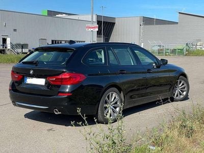 Gebraucht BMW 520 Luxury Line 190 PS (139 kW) 2018 Schwarz Kombi