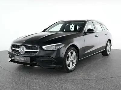 Gebraucht Mercedes C300e Avantgarde 204 PS (150 kW) 2023 Unilack schwarz Kombi