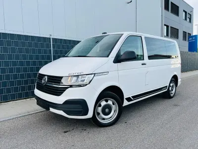 Second-hand VW Multivan 150 CP (110 kW) 2021 Alb Monovolum