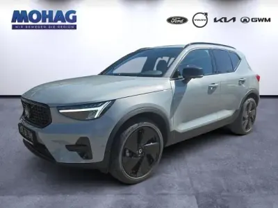 Gebraucht Volvo XC40 Plus 163 PS (119 kW) 2026 Grau SUV
