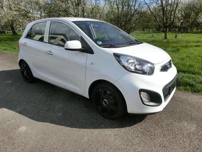 Second-hand Kia Picanto 69 CP (50 kW) 2015 Alb Hatchback