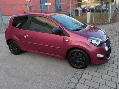 Gebraucht Renault Twingo 75 PS (55 kW) 2012 Rot Kleinwagen